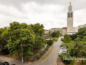 Pronájem bytu 2+1, Praha - Vršovice, náměstí Svatopluka Čecha, 58 m2