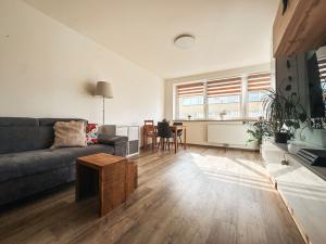 Pronájem bytu 2+kk, Praha - Troja, Vřesová, 50 m2
