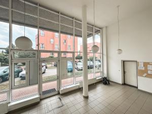 Pronájem bytu 2+kk, Praha - Troja, Vřesová, 50 m2