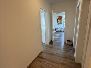 Pronájem bytu 2+kk, Praha - Modřany, Zlochova, 54 m2