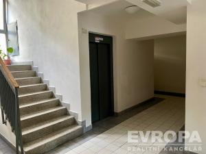 Pronájem bytu 2+kk, Praha - Libeň, Světova, 63 m2