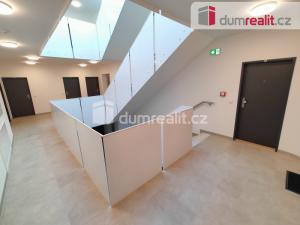 Pronájem bytu 2+kk, Praha - Ďáblice, Heřmanická, 56 m2