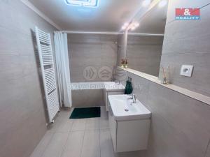 Pronájem bytu 3+kk, Praha - Vysočany, Strnadových, 87 m2