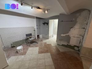 Pronájem obchodního prostoru, Olomouc, nám. Národních hrdinů, 60 m2