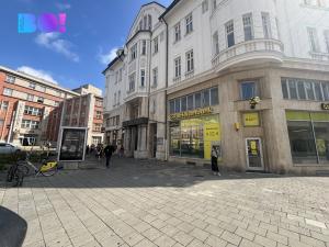 Pronájem obchodního prostoru, Olomouc, nám. Národních hrdinů, 60 m2