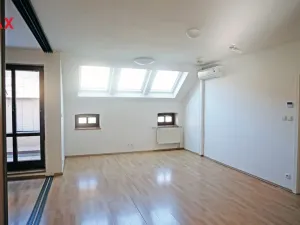 Prodej kanceláře, Znojmo, Havlíčkova, 537 m2