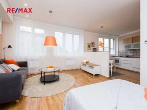 Pronájem bytu 1+kk, Poděbrady, Studentská, 41 m2
