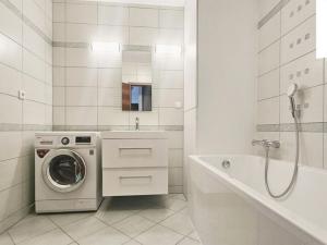 Pronájem bytu 3+1, Průhonice, U Hájovny, 104 m2