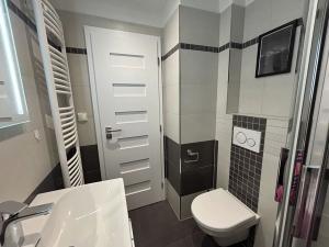 Pronájem bytu 1+kk, Praha - Smíchov, Kotevní, 22 m2