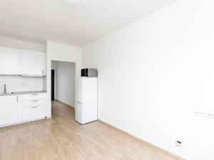 Pronájem bytu 1+kk, Praha - Jinonice, Peroutkova, 23 m2