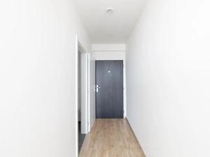 Pronájem bytu 1+kk, Praha - Jinonice, Peroutkova, 23 m2