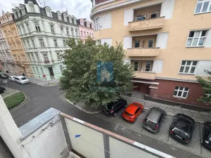 Prodej bytu 2+1, Karlovy Vary, K. Čapka, 56 m2