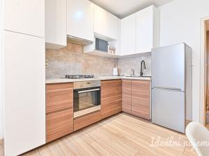 Pronájem bytu 2+kk, Brno, Rostislavovo náměstí, 39 m2