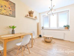 Pronájem bytu 2+kk, Brno, Rostislavovo náměstí, 39 m2