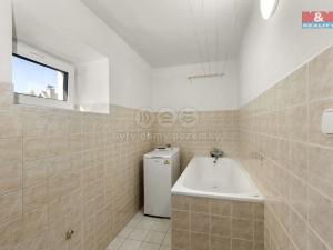 Prodej rodinného domu, Chroustovice, náměstí Josefa Haška, 185 m2