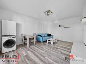 Prodej bytu 2+1, Znojmo, Pražská sídl., 53 m2
