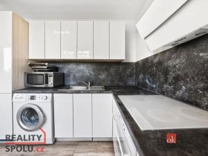 Prodej bytu 2+1, Znojmo, Pražská sídl., 53 m2