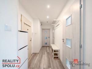 Prodej bytu 2+1, Znojmo, Pražská sídl., 53 m2
