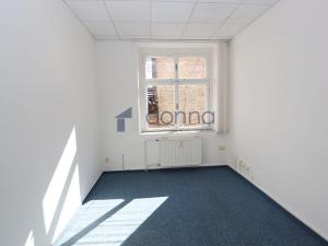 Pronájem kanceláře, Praha, U průhonu, 361 m2