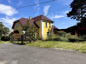 Prodej bytu 3+1, Chodský Újezd, 84 m2