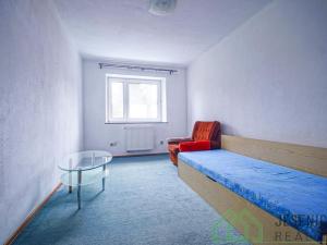 Pronájem bytu 2+1, Jeseník, Jiráskova, 70 m2