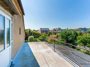 Prodej rodinného domu, Odolena Voda - Dolínek, Do Zahrad, 150 m2