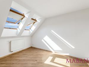 Pronájem bytu 3+kk, Praha - Libeň, Na Rokytce, 76 m2