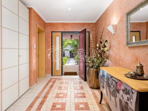 Prodej rodinného domu, Praha - Kolovraty, V louce, 495 m2