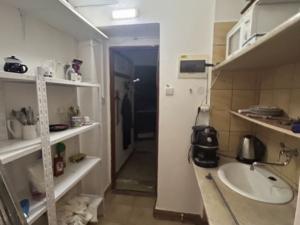 Prodej obchodního prostoru, Mariánské Lázně, Ruská, 20 m2