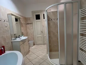 Pronájem bytu 3+kk, Karlovy Vary, Sadová, 82 m2