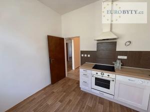Pronájem bytu 2+1, Praha - Nusle, Na Pankráci, 65 m2