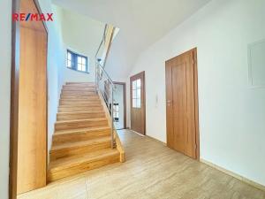 Pronájem rodinného domu, Úvaly, Jeronýmova, 158 m2