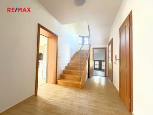 Pronájem rodinného domu, Úvaly, Jeronýmova, 158 m2