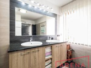 Prodej rodinného domu, Krumvíř, 220 m2