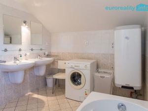 Prodej rodinného domu, Lipno nad Vltavou, 180 m2