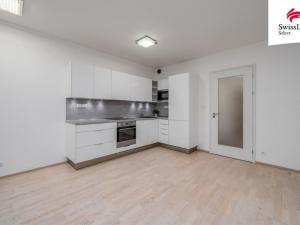 Pronájem bytu 1+kk, Praha - Modřany, Provázkova, 38 m2