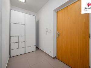 Pronájem bytu 1+kk, Praha - Modřany, Provázkova, 38 m2