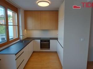Pronájem bytu 2+kk, Praha, Pod Hybšmankou, 78 m2