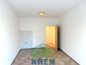 Pronájem obchodního prostoru, Praha, Suchdolské náměstí, 25 m2