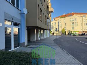 Pronájem obchodního prostoru, Praha, Suchdolské náměstí, 25 m2