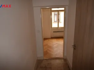Pronájem bytu 1+1, Písek - Vnitřní Město, Chelčického, 31 m2