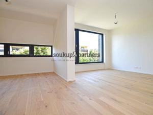 Pronájem rodinného domu, Praha - Háje, V Hájích, 220 m2