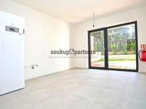 Pronájem rodinného domu, Praha - Háje, V Hájích, 220 m2