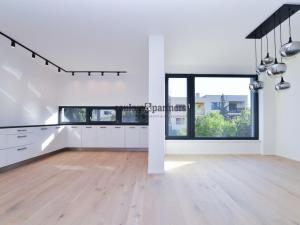 Pronájem rodinného domu, Praha - Háje, V Hájích, 220 m2