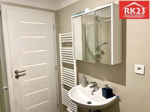 Prodej bytu 2+kk, Mariánské Lázně, Chebská, 53 m2