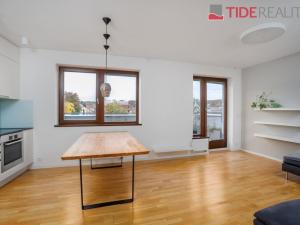 Pronájem bytu 2+kk, Praha, U staré pošty, 62 m2