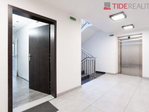 Pronájem bytu 2+kk, Praha, U staré pošty, 62 m2