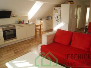 Pronájem bytu 2+kk, Žulová, Josefské náměstí, 62 m2