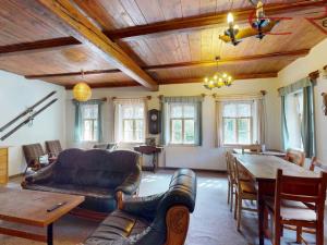 Prodej rodinného domu, Desná - Desná I, 187 m2