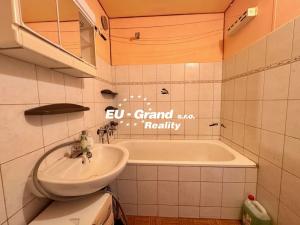 Prodej bytu 3+1, Rumburk, V Podhájí, 61 m2